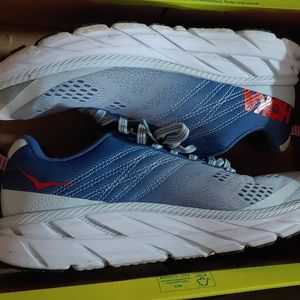 Hoka one one Clifton 6